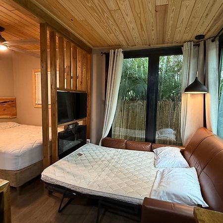 Sweet Tiny Cabin 坦帕 外观 照片