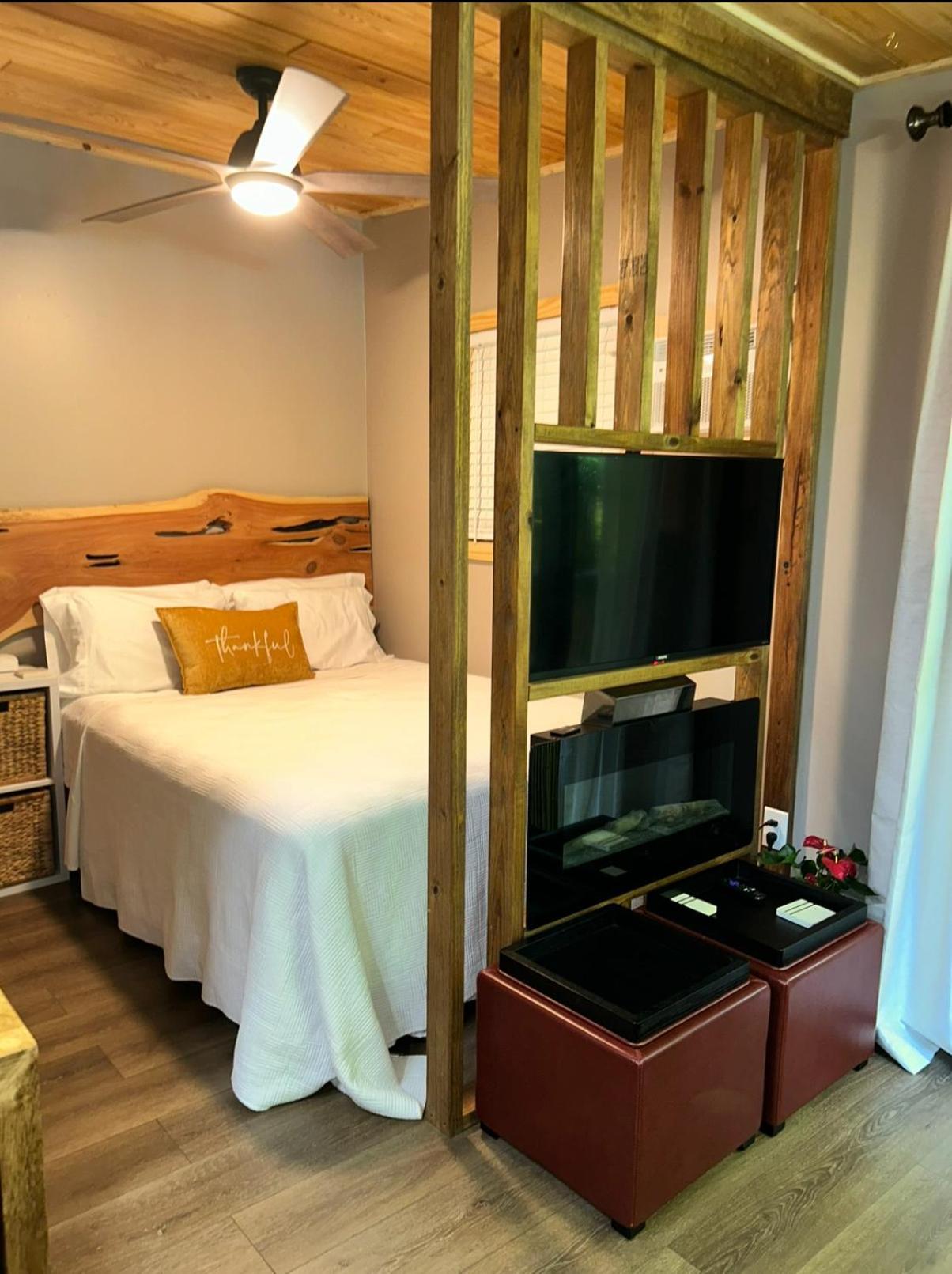 Sweet Tiny Cabin 坦帕 外观 照片